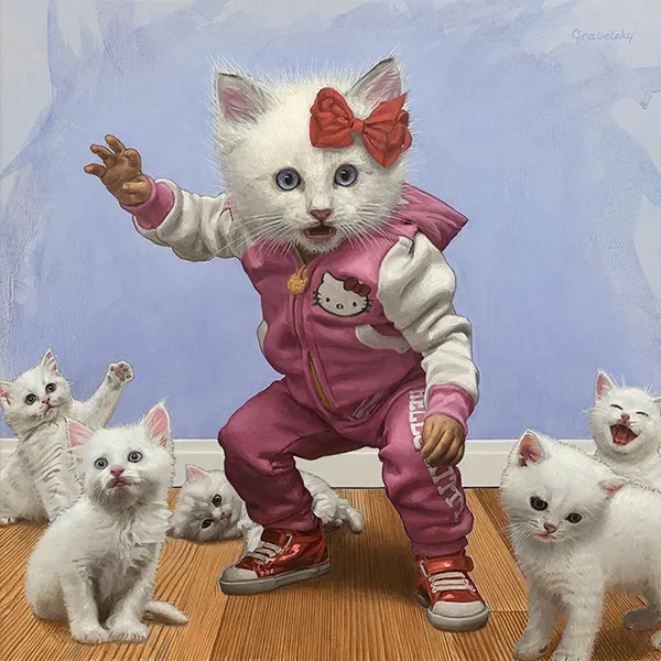 ภาพวาดเด็กหัวลูกแมวขาวใส่ชุดวอร์มสีชมพู ยืนอยู่กลางวงลูกแมวหลายตัวบนพื้นไม้