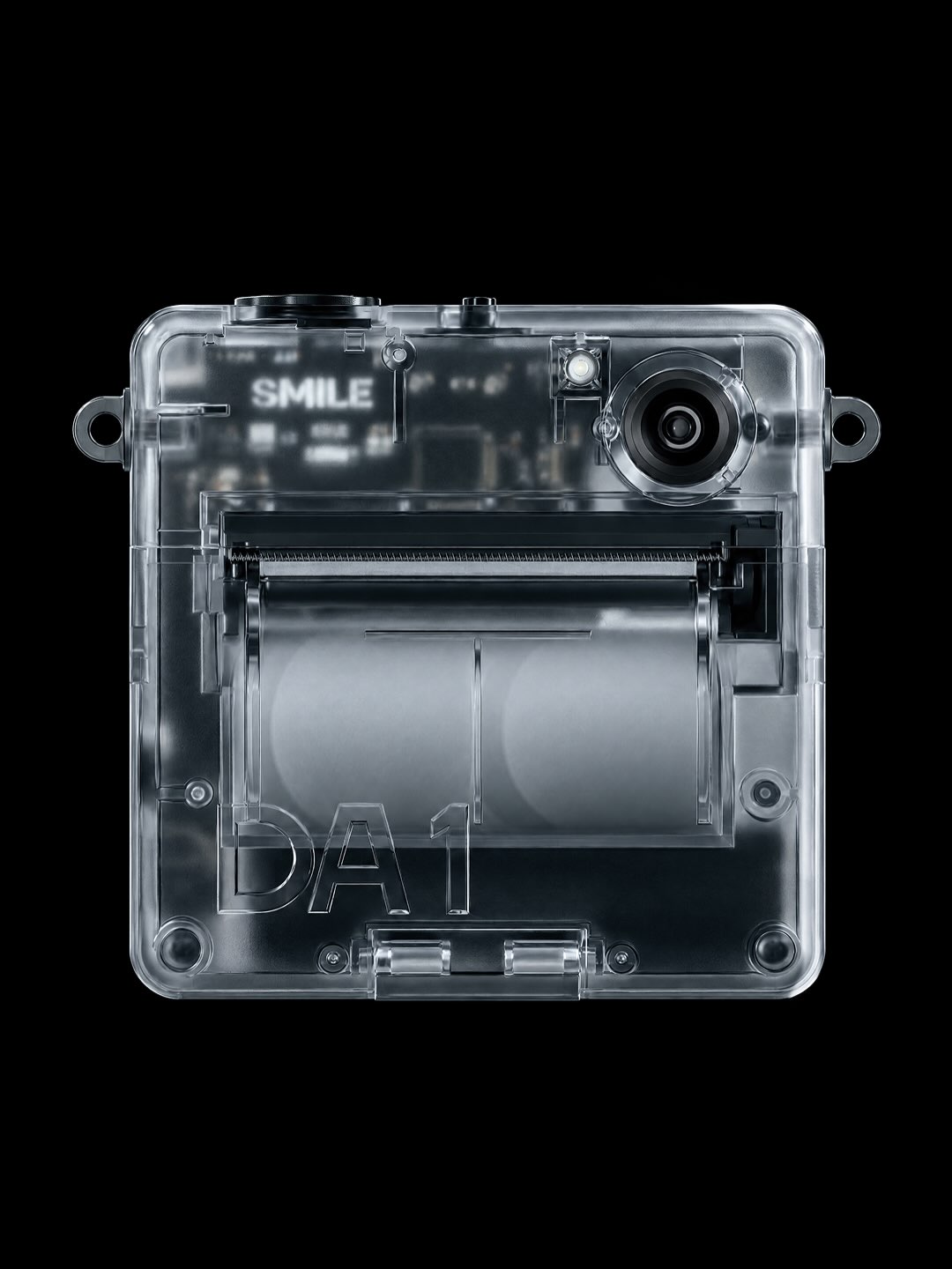 กล้อง DA1 รุ่น Clear ตัวเครื่องใส มองเห็นม้วนกระดาษด้านใน บนพื้นดำ