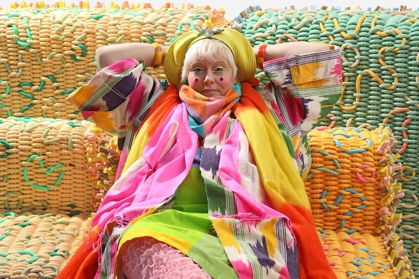 Tubular Chair โครงท่อสเตนเลสดัดโค้งของ Andu Masebo