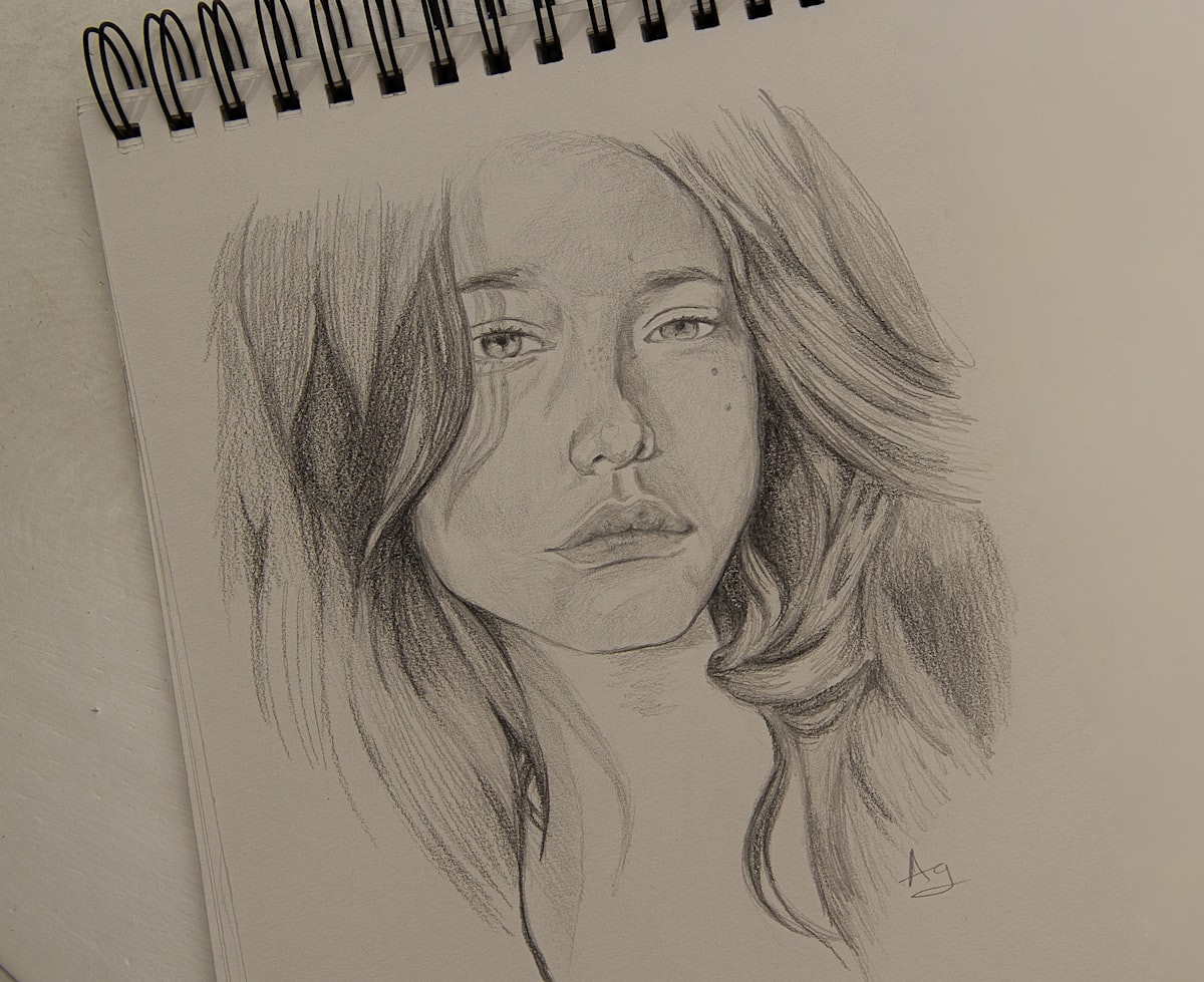 รับวาดพอร์ตเทรตลายเส้นดินสอ
