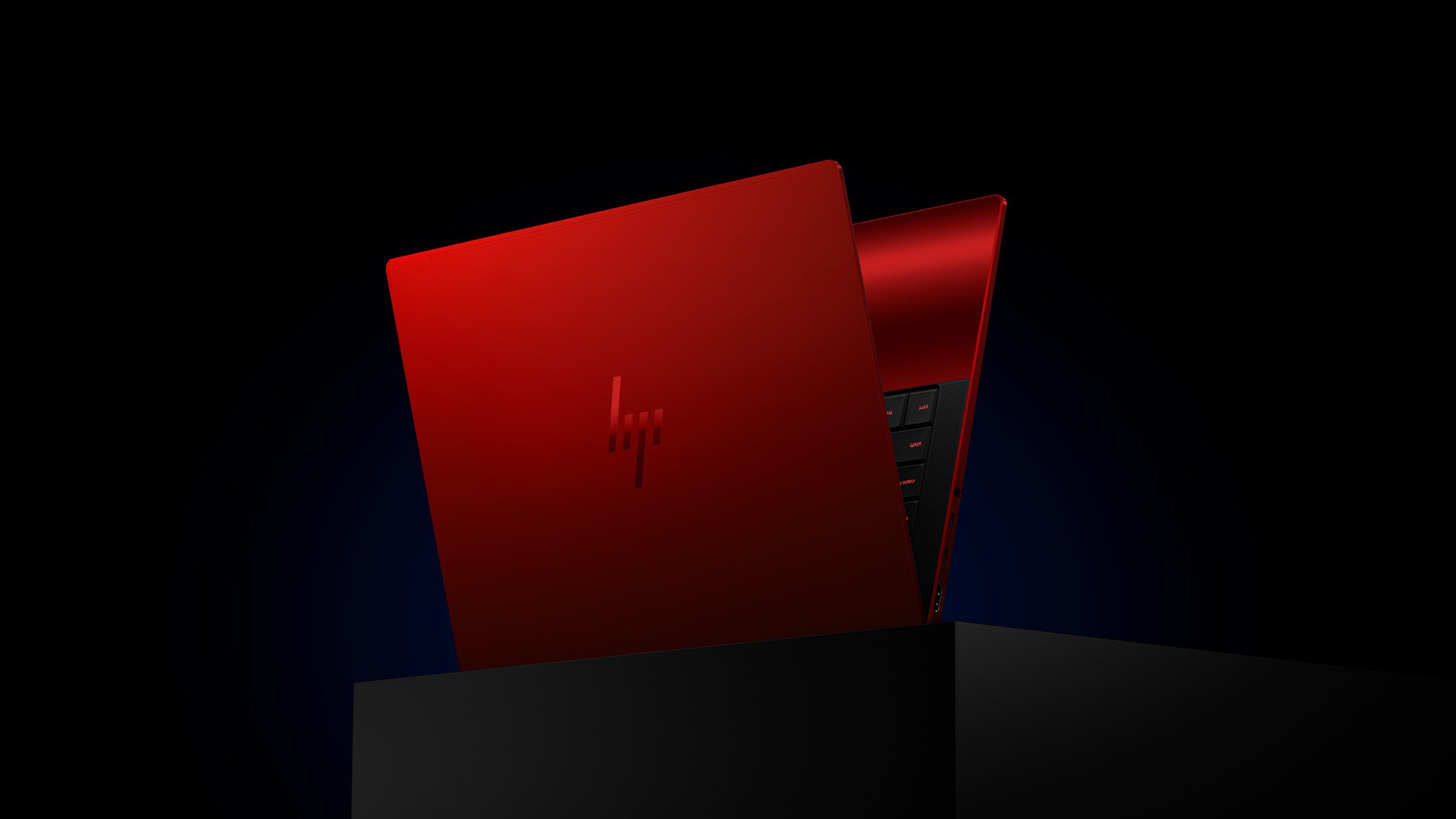 แล็ปท็อปสี Rosso Magma จาก Ferrari และ HP