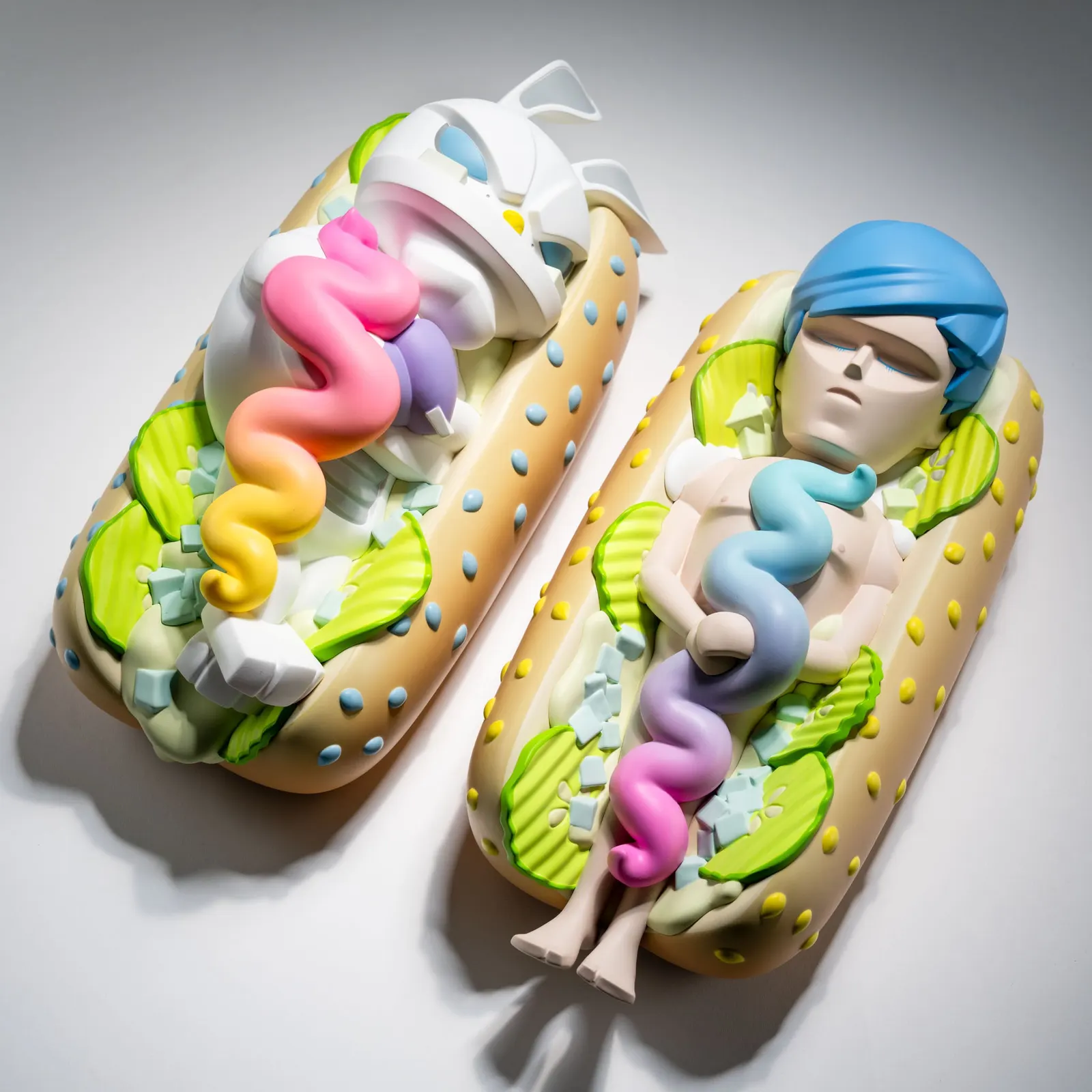 coarse Sleepless Nights vinyl sculpture noop and paw