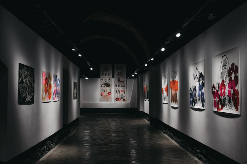 Salone Raritas gallery interior