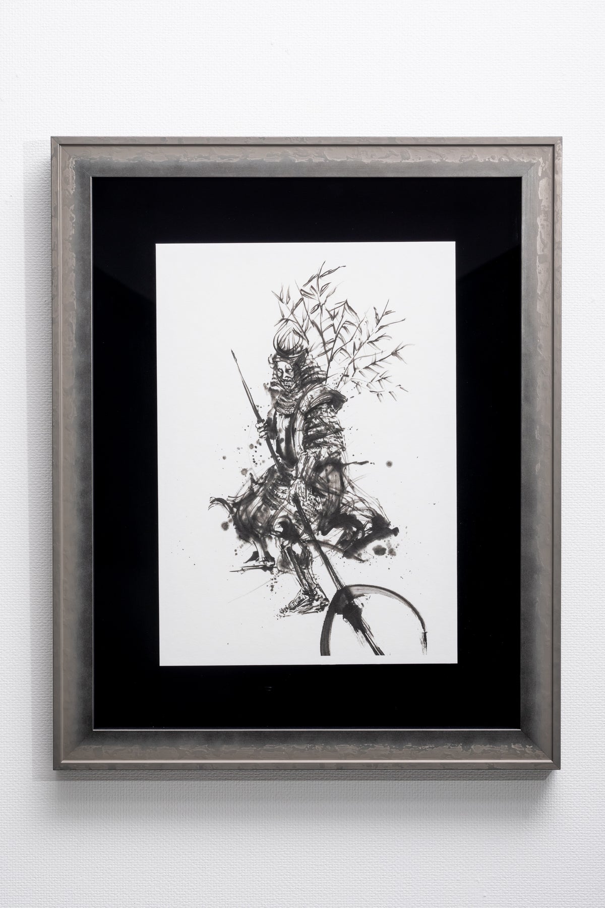 ภาพวาดหมึกดำรูปนินจา ผลงาน Saizo ของ Yuki Nishimoto