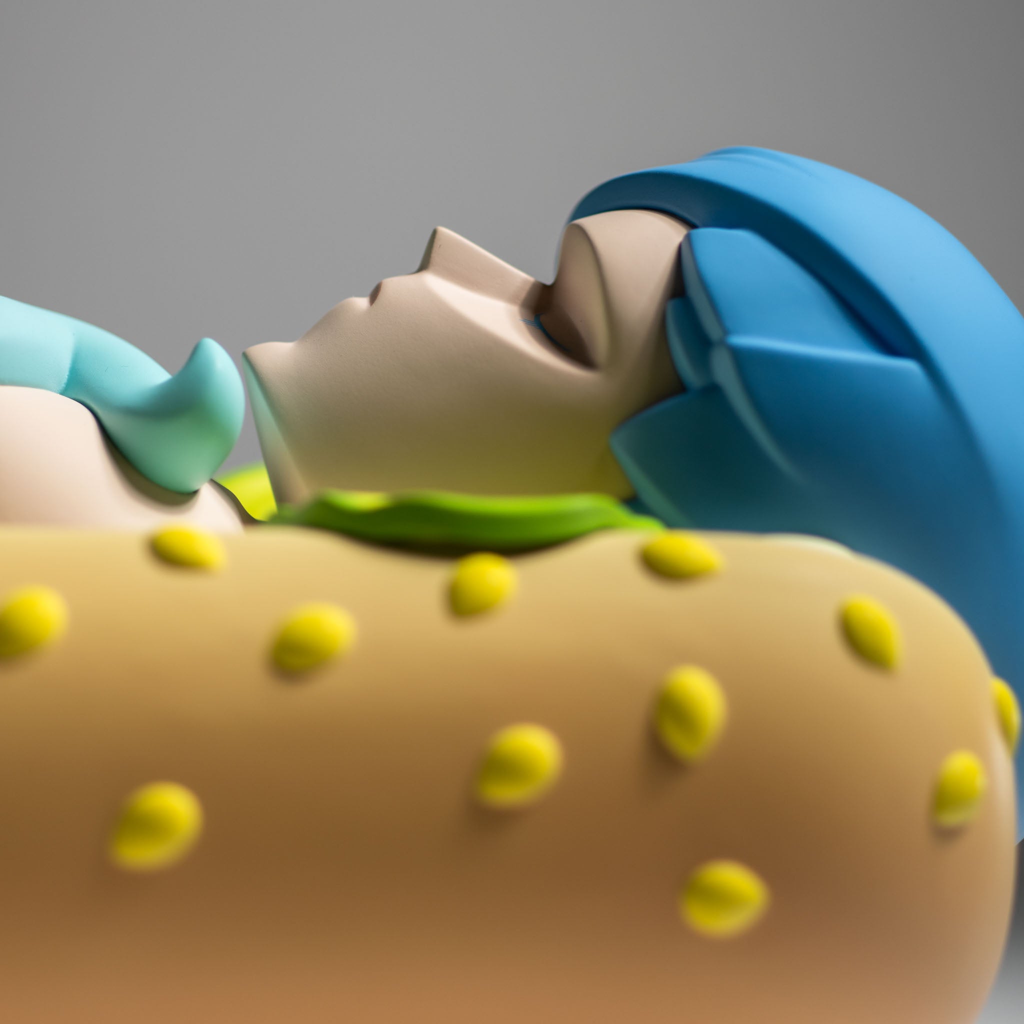 coarse Sleepless Nights sculpture detail sesame bun
