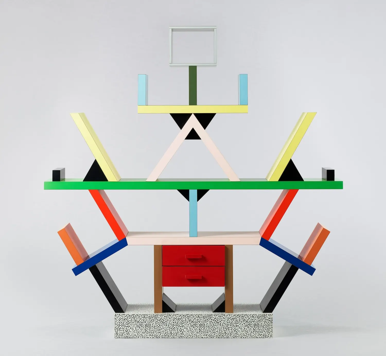 Ettore Sottsass, Carlton, 1981, Memphis Milano — Artizon Museum, Ishibashi Foundation