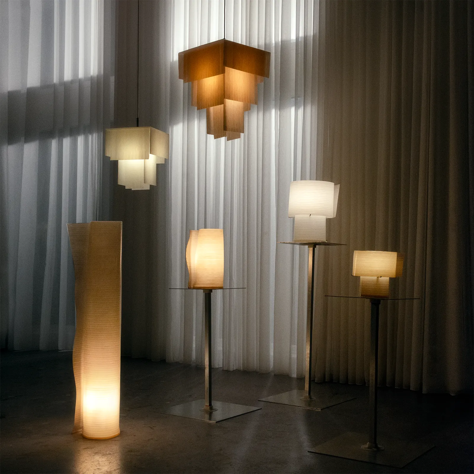 Ark Collection — Russo Betak, โคมไฟจากเปลือกหอย biopolymer