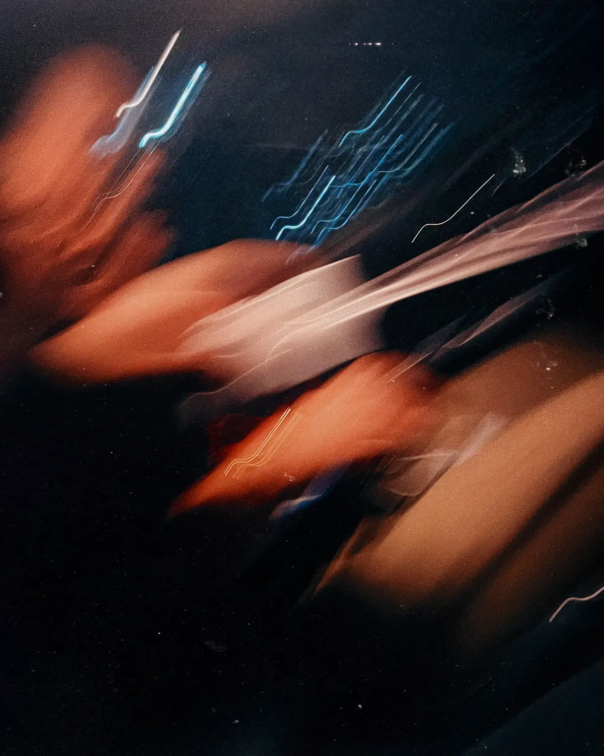 Grainy Blur — เมื่อความพร่ามัวและเนื้อเกรนกลายเป็นภาษาภาพของปี 2026