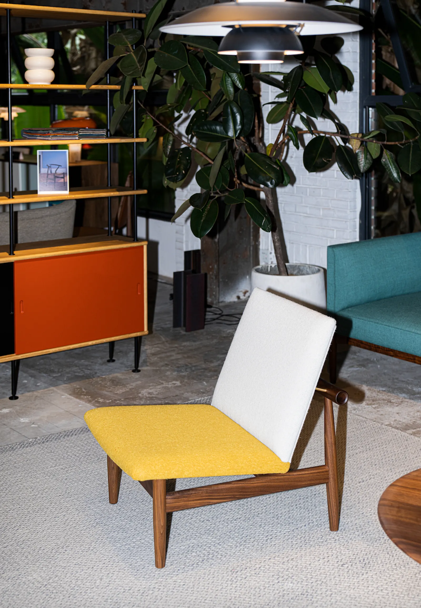 Finn Juhl Japan Chair lifestyle setting