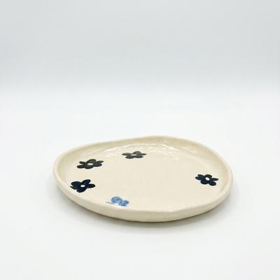 Daisy Dot Plate