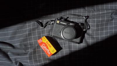 Yashica Electro35 cc กล้องฟิล์มแบบ Rangefinder ที่มีระยะเลนส์ Wide 35mm F1.8 สำหรับ สาย Portrait, Landscape และ Street ที่น่ามีไว้ในครอบครอง