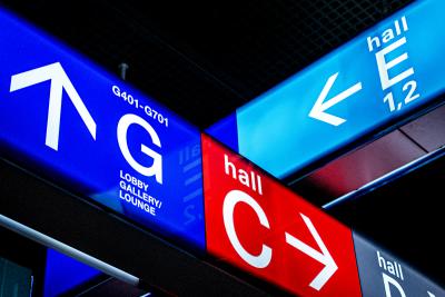 Frutiger ฟอนต์จากป้ายสนามบินที่ออกแบบมาให้อ่านทันแม้กำลังรีบ