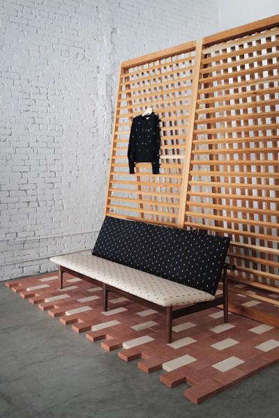 เมื่อเก้าอี้เดนมาร์กสวมผ้าปัก House of Finn Juhl x Sea New York