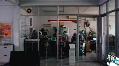 Akirart คาเฟ่สไตล์ 90s ในรูปแบบสำนักงาน ได้กลิ่นความเป็นออฟิศในย่านวอลล์สตรีทเหมือนในหนังเก่า ๆ