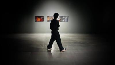 Dark was the Night – ผีพุ่งใต้ นิทรรศการเดี่ยวของไทกิ ศักดิ์พิสิษฐ์ ผู้กำกับและศิลปินทัศนศิลป์