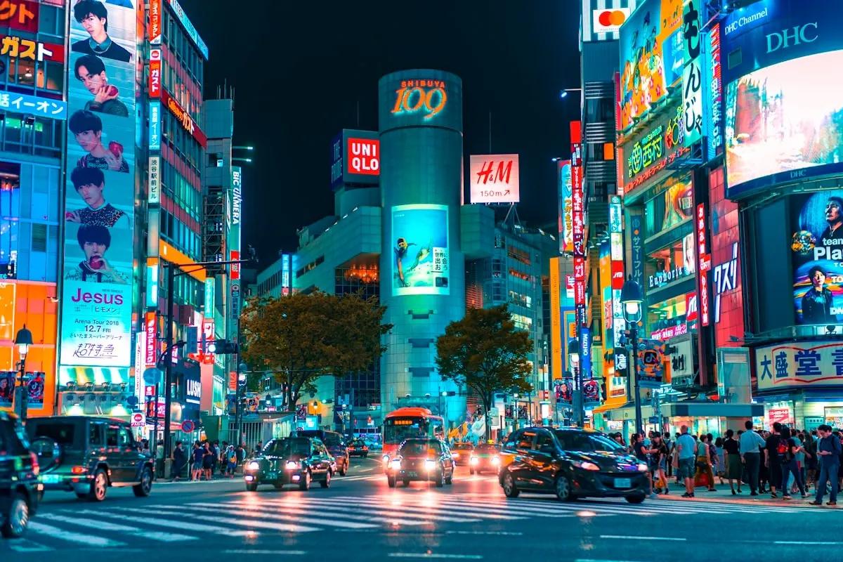 バブル期 เมื่อญี่ปุ่นออกแบบทุกอย่างราวกับพรุ่งนี้ไม่มีจริง