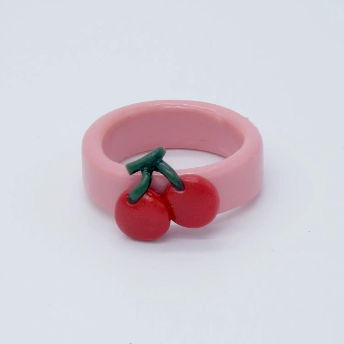 Daydream Ring Cherry